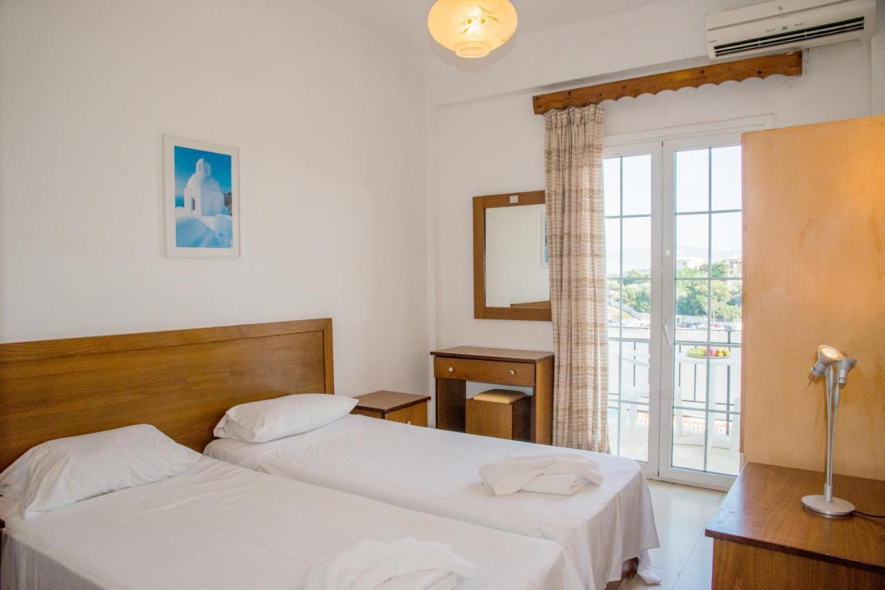 Limani Apartments Kassiopi Exteriér fotografie