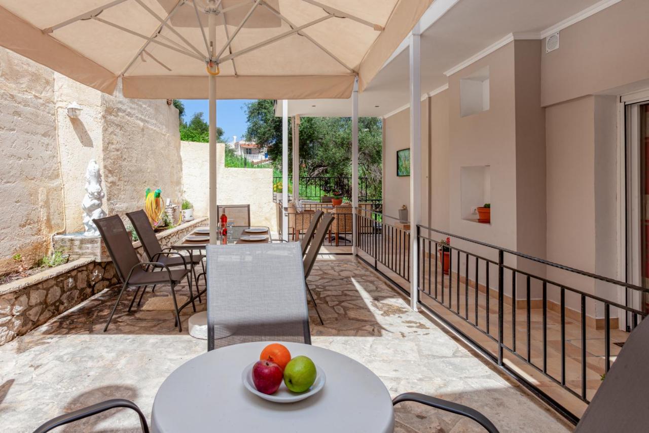 Limani Apartments Kassiopi Exteriér fotografie