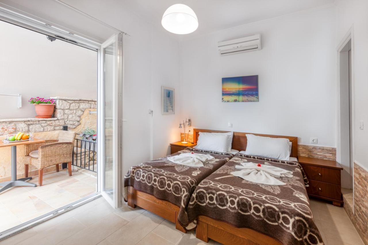 Limani Apartments Kassiopi Exteriér fotografie